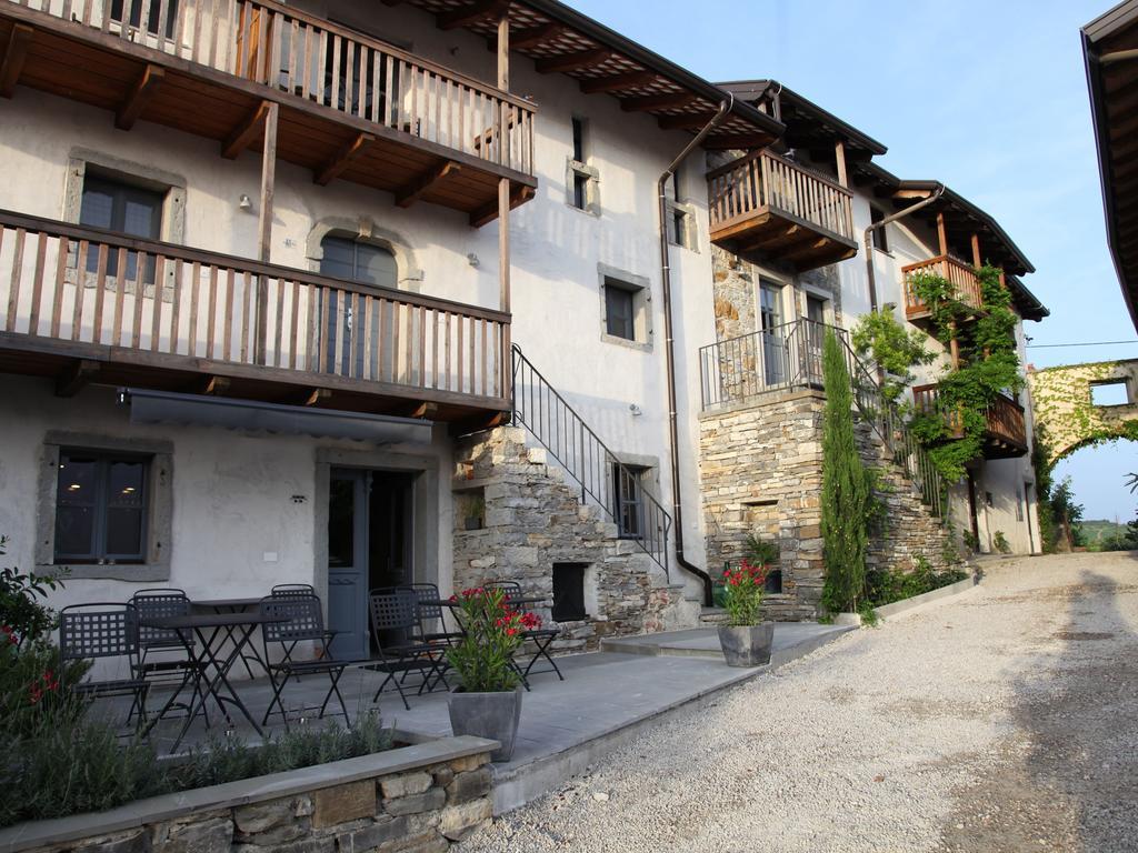 Boutique Hotel Dvor Dobrovo Exteriér fotografie